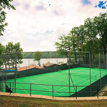 Volareza - Vranov Szálloda 3*